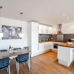 Sunset Boulevard Apartment